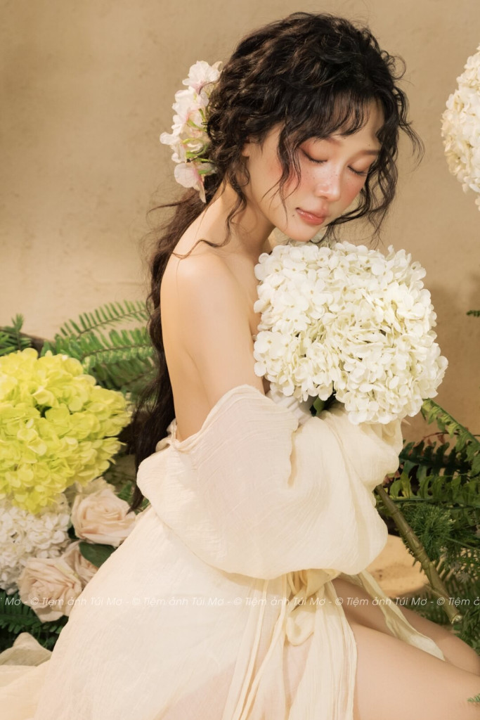 BẠCH HẢI ĐƯỜNG 13