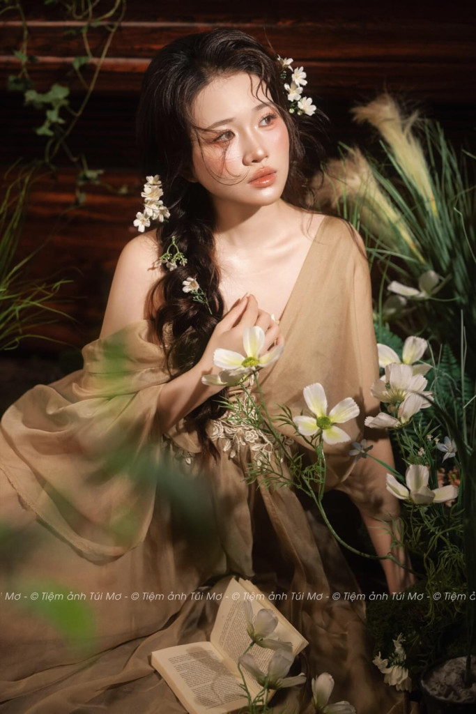 FOREST MUSE 13