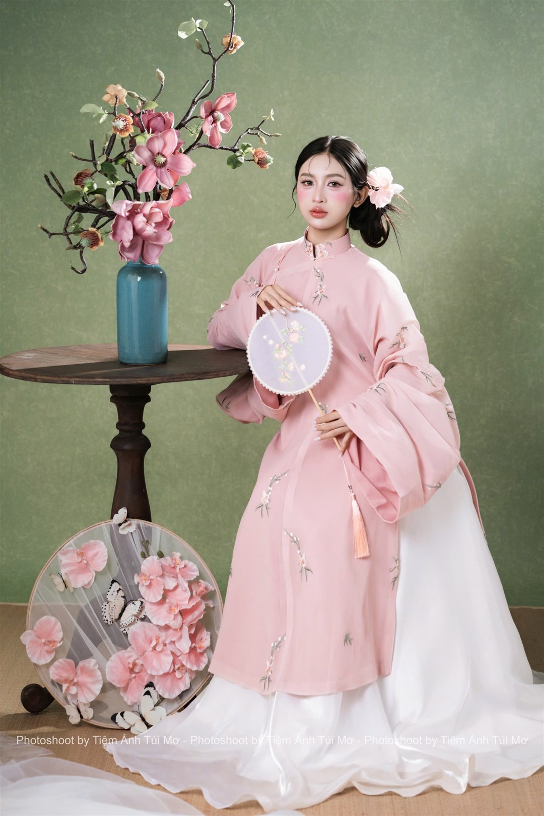 NHƯ HOA MÙA XUÂN